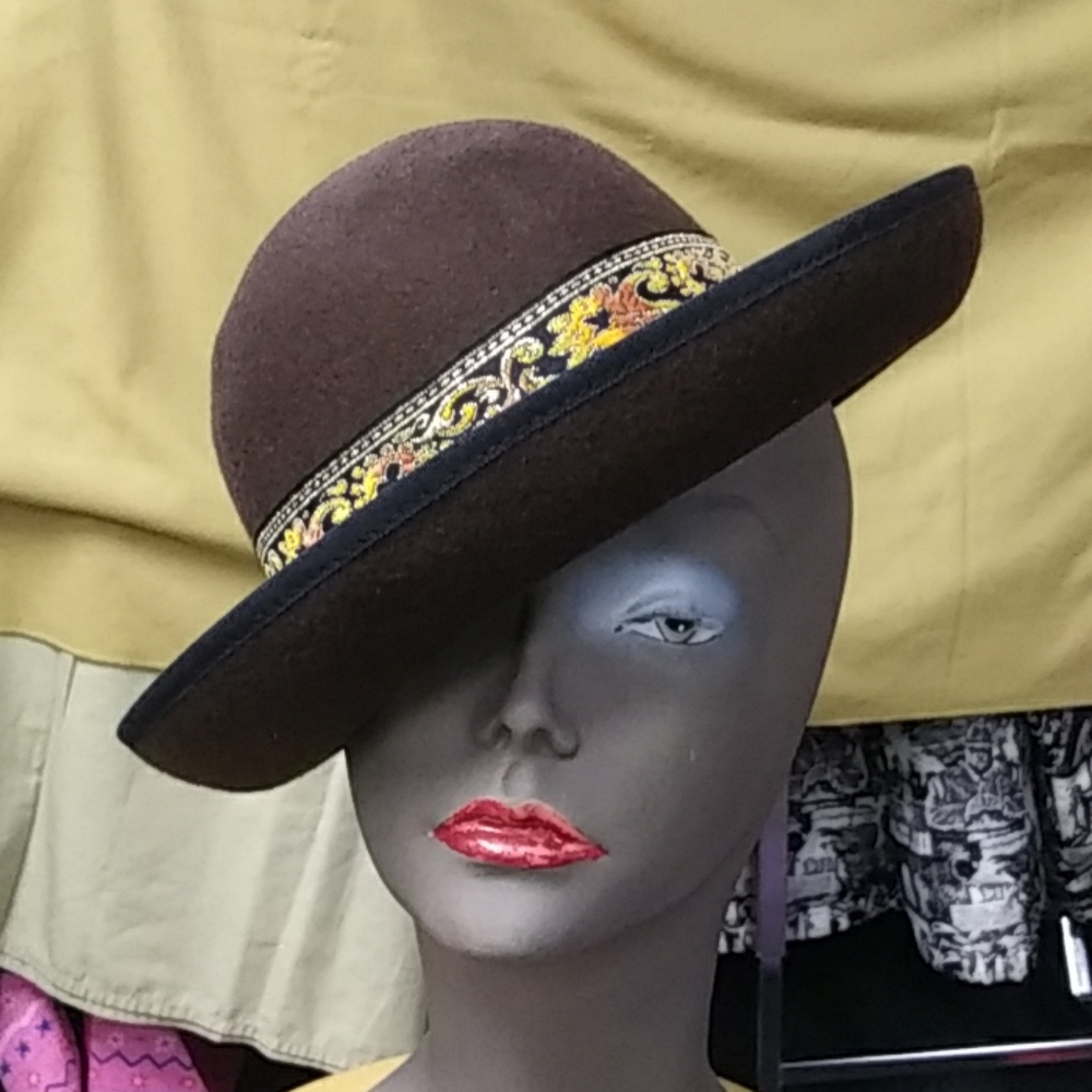 Bollman women hat
